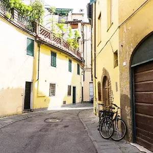 Appartamento Cozybricks In - In Historical Center - Air Cond & Wifi -, Lucca